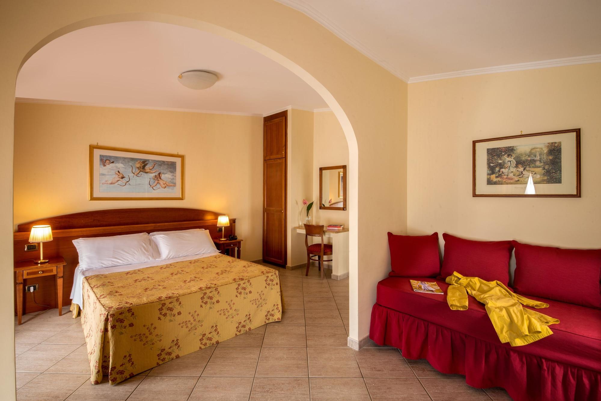 Marini Park Hotel Кастель-ди-Лева Экстерьер фото