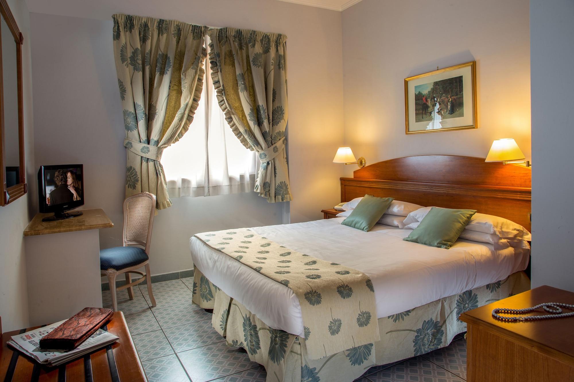 Marini Park Hotel Кастель-ди-Лева Экстерьер фото