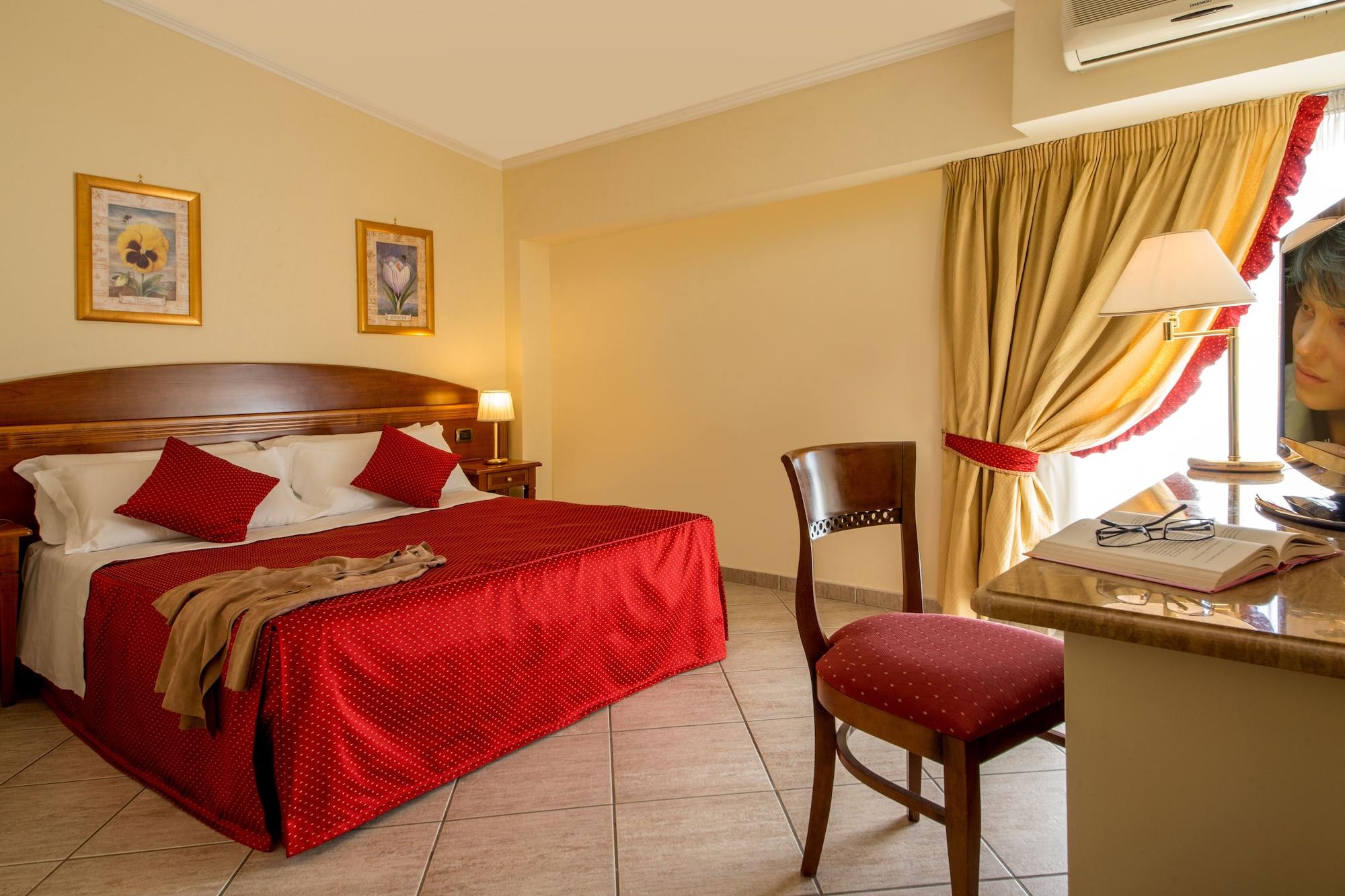 Marini Park Hotel Кастель-ди-Лева Экстерьер фото
