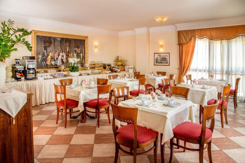 Marini Park Hotel Кастель-ди-Лева Экстерьер фото