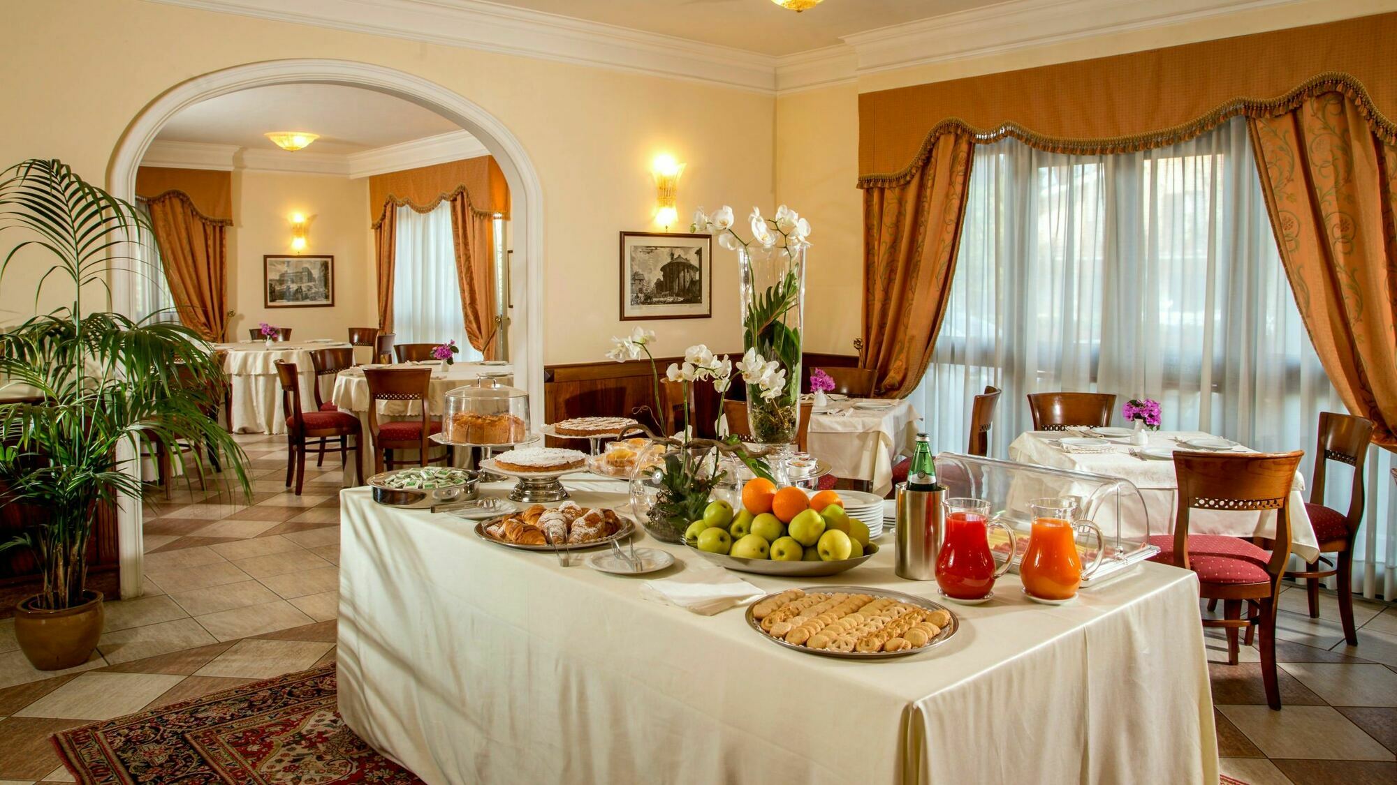 Marini Park Hotel Кастель-ди-Лева Экстерьер фото